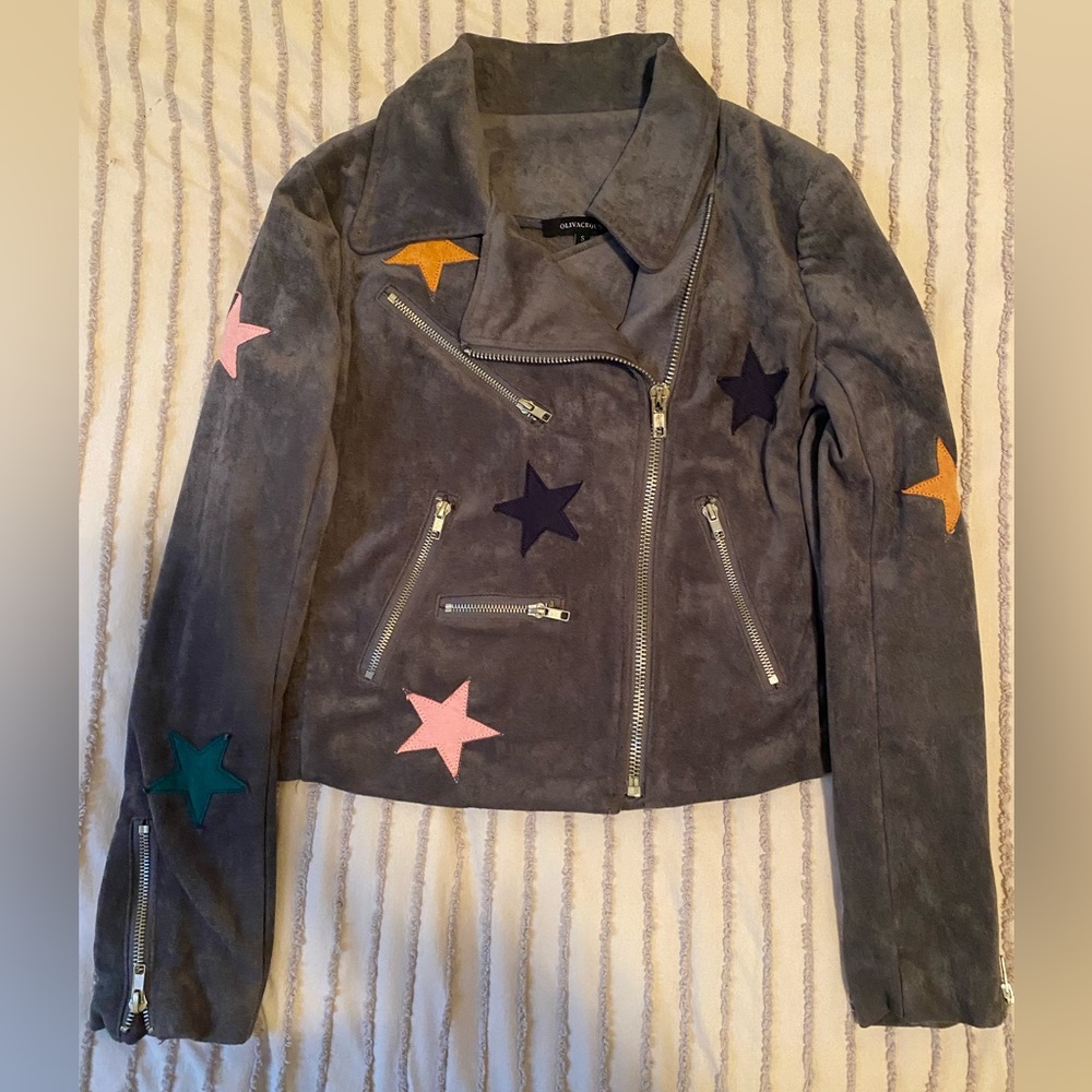 Olivaceous suede star zipper jacket.